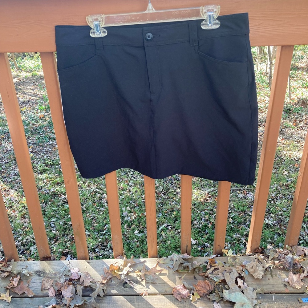 Eddie Bauer black skirt